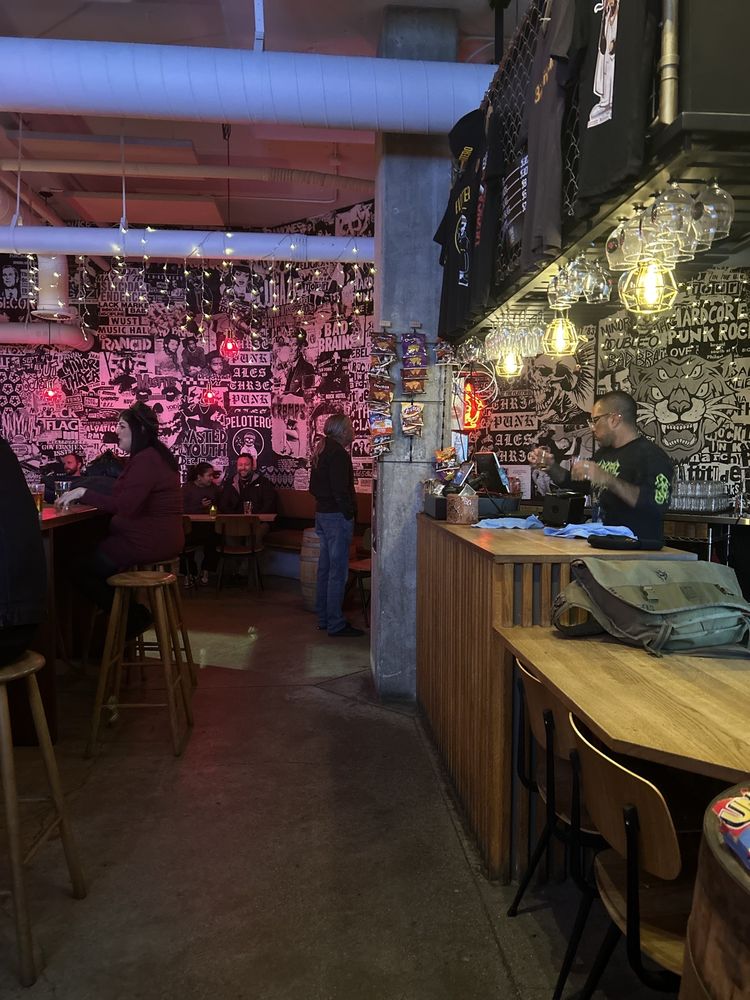 3 Punk Ales Brewing Co.